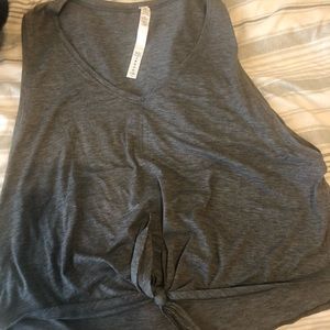 Grey lululemon cropped tank